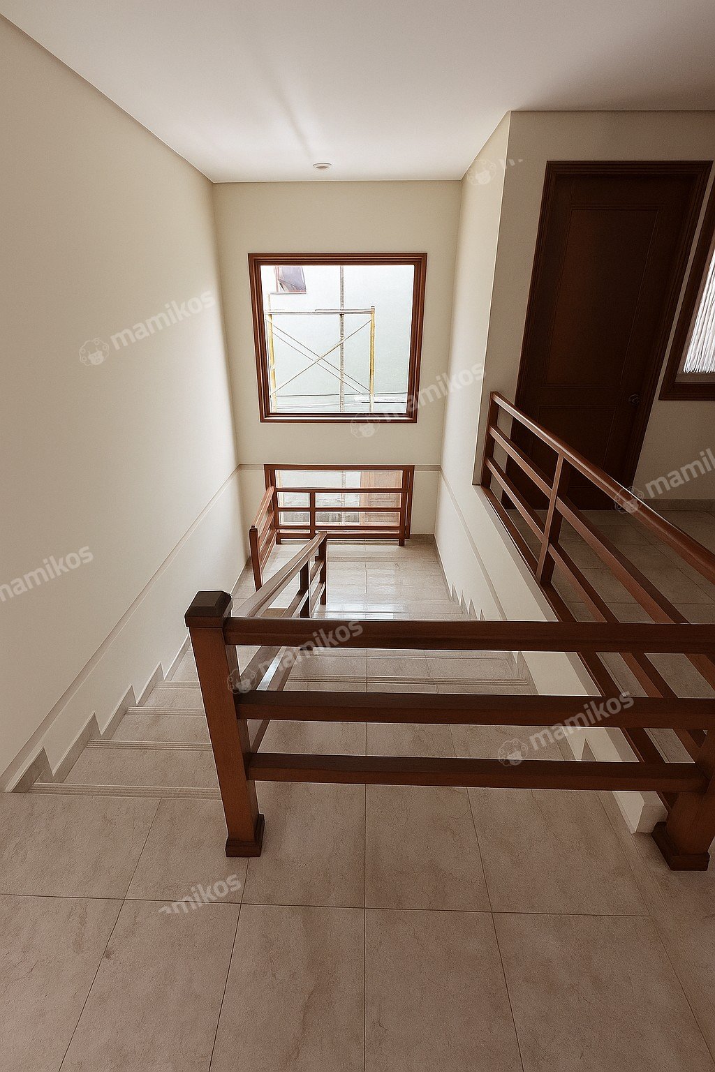 Rumah Sertifikat SHM 5 Kamar Tidur 3 Kamar Mandi Pondok Indah Jakarta Selatan - Photo 4