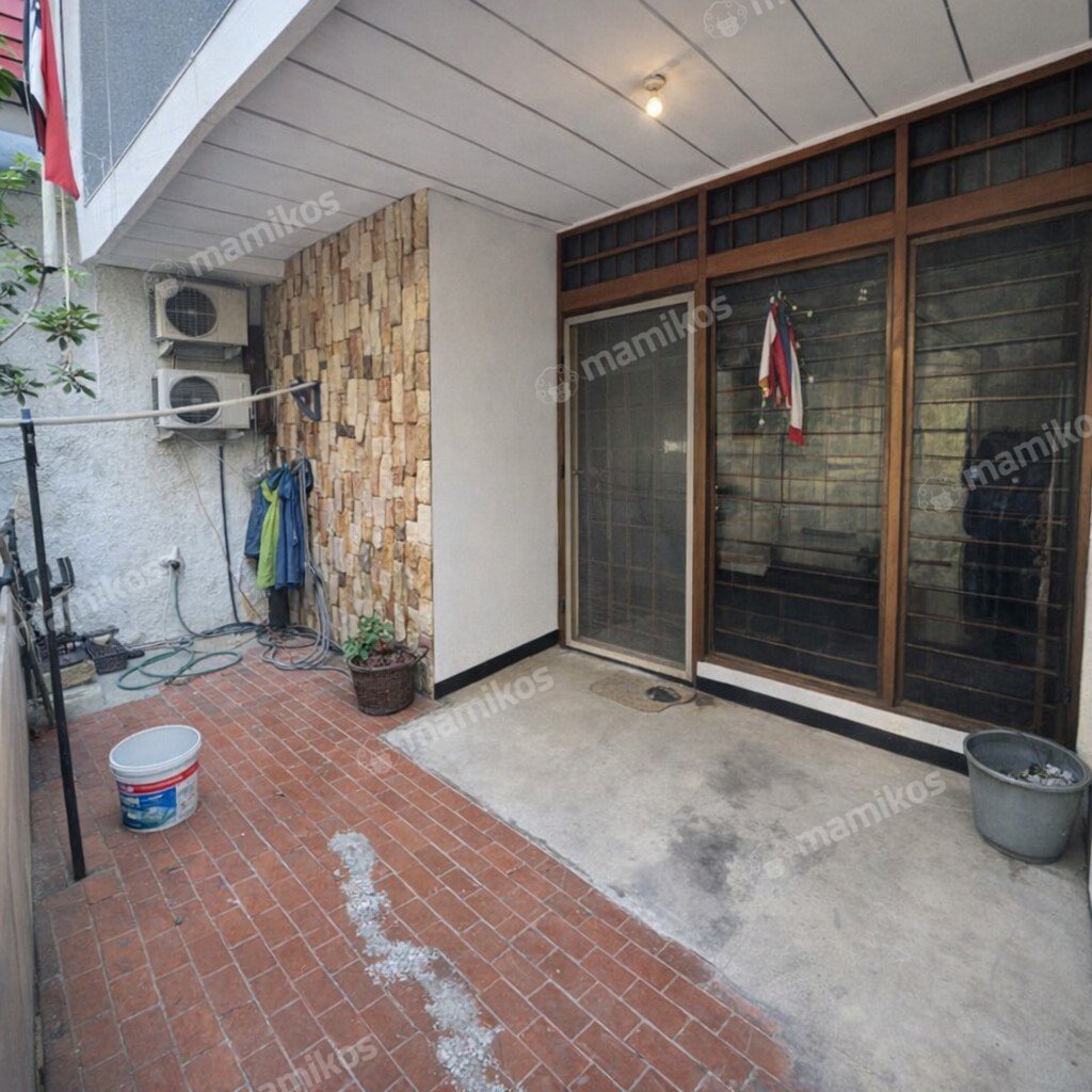 Rumah Sertifikat SHM 4 Kamar Tidur 1 Kamar Mandi Tanjung Duren Jakarta Barat - Photo 4