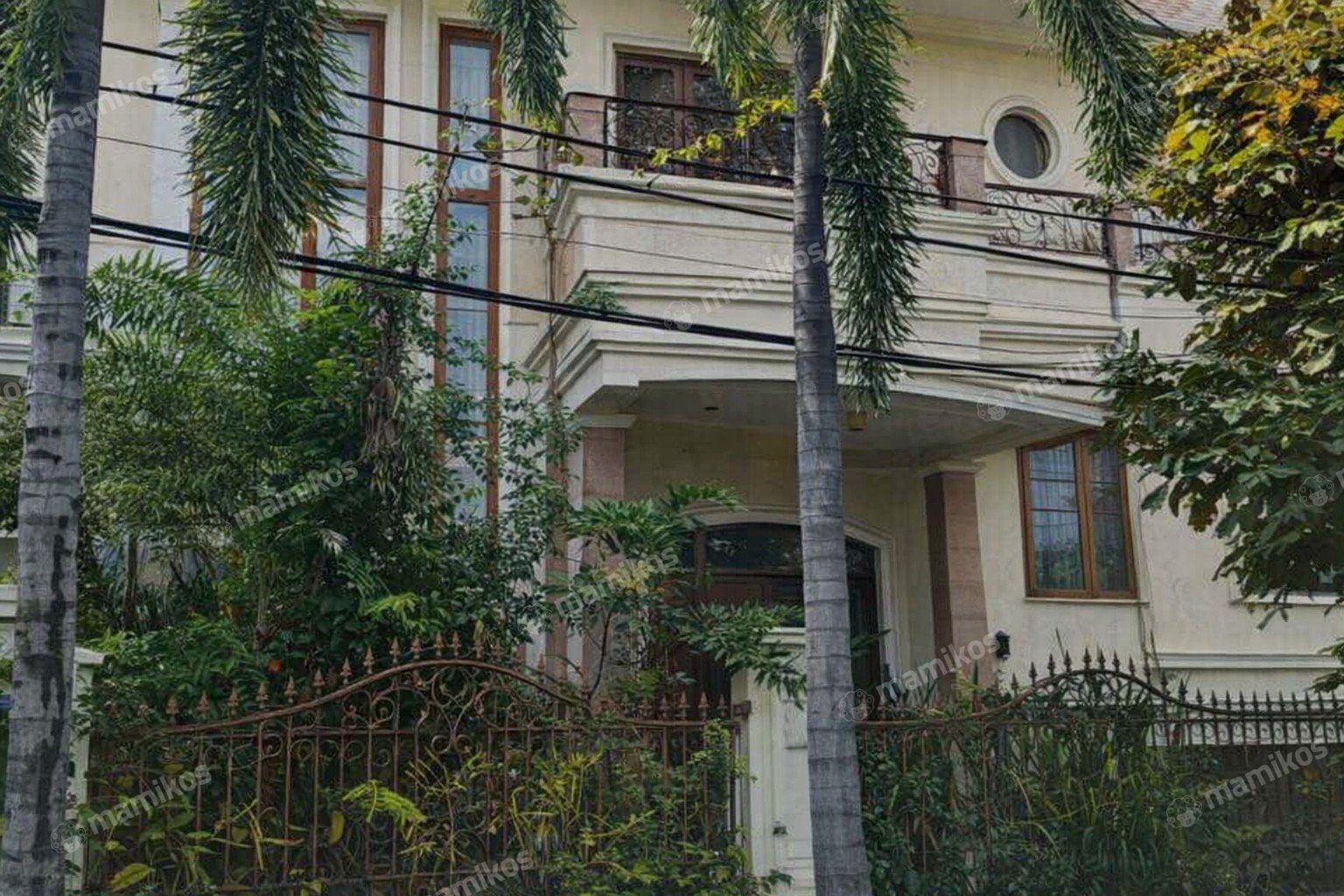 Rumah Sertifikat SHM 5 Kamar Tidur 3 Kamar Mandi Kelapa Gading Jakarta Utara