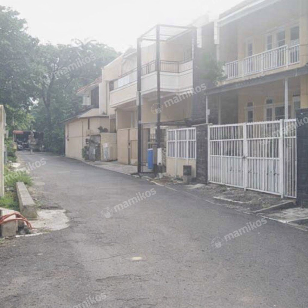 Rumah Sertifikat SHM 4 Kamar Tidur 2 Kamar Mandi Pondok Kelapa Jakarta Timur - Photo 4