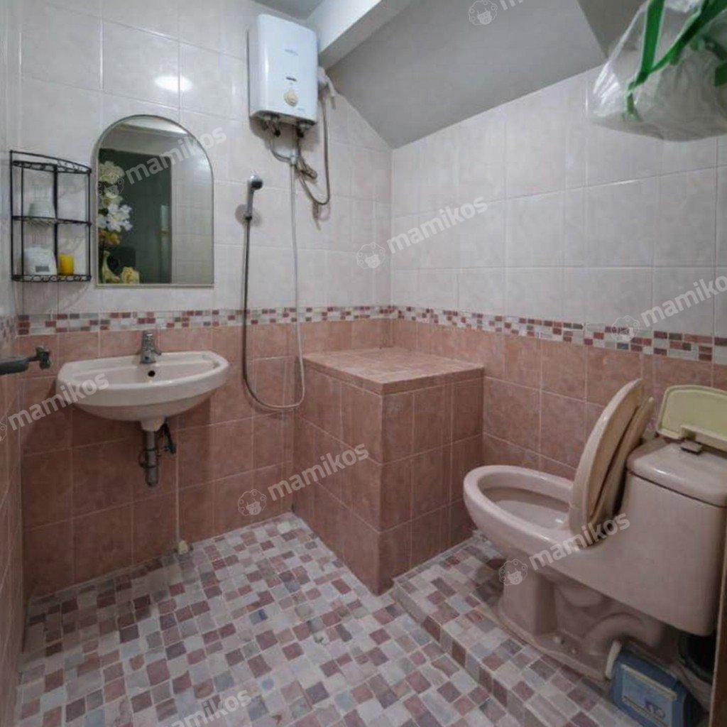 Rumah Sertifikat SHM 3 Kamar Tidur 2 Kamar Mandi Taman Ratu Jakarta Barat - Photo 4