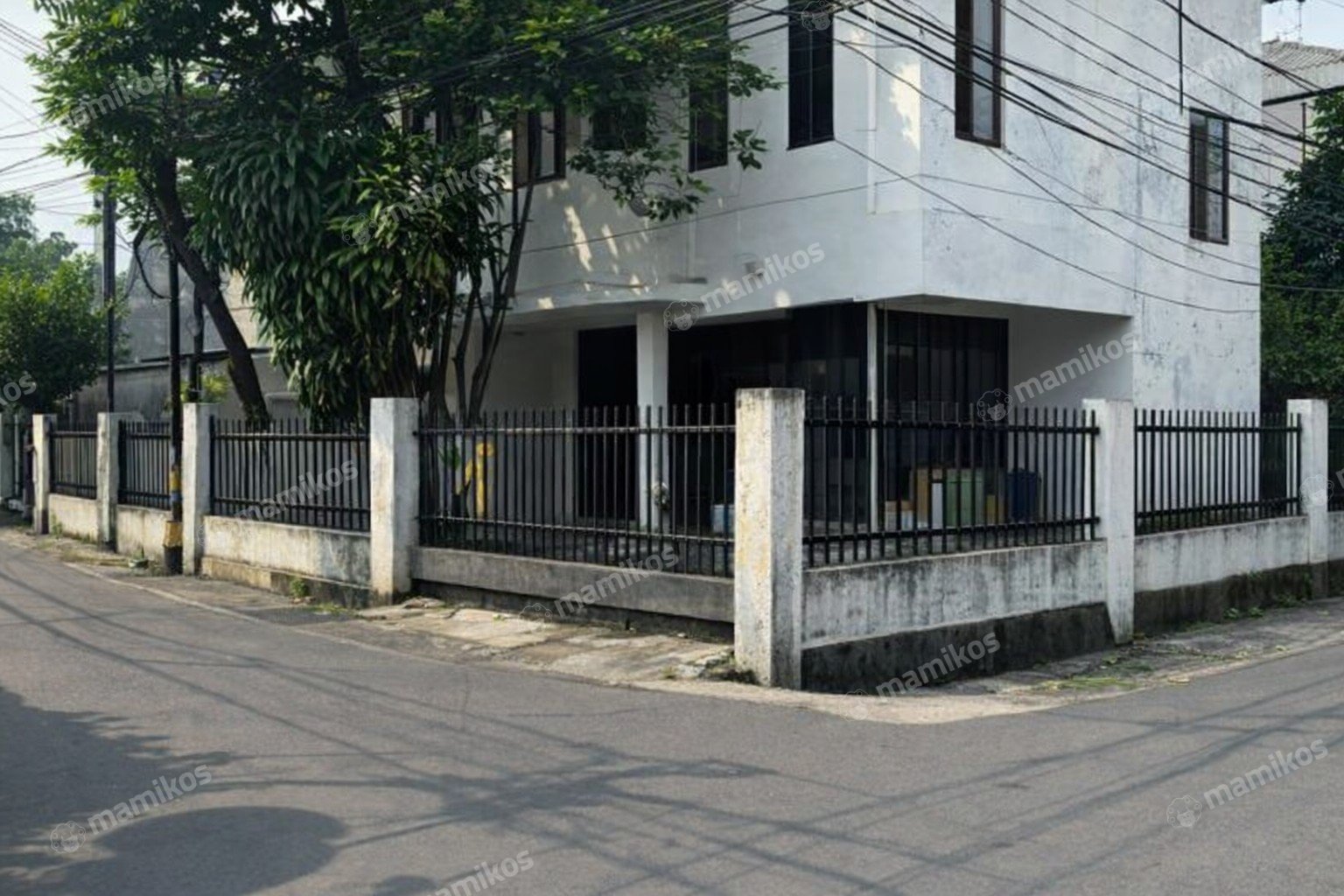 Rumah Sertifikat SHM 3 Kamar Tidur 3 Kamar Mandi Cilandak Jakarta Selatan