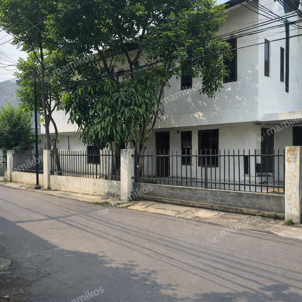 Rumah Sertifikat SHM 3 Kamar Tidur 3 Kamar Mandi Cilandak Jakarta Selatan - Photo 4