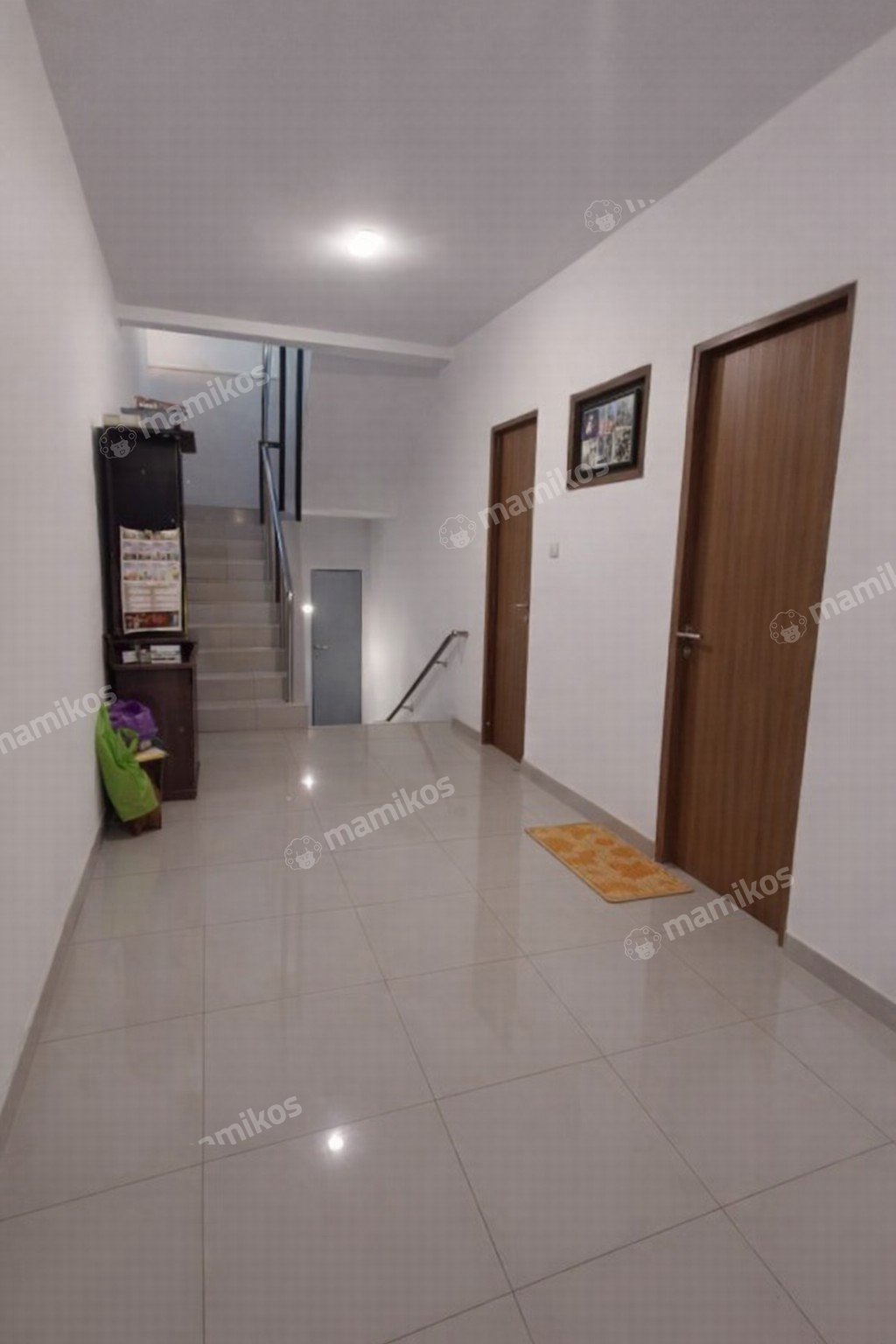Rumah Sertifikat SHM 4 Kamar Tidur 3 Kamar Mandi Kebon Jeruk Jakarta Barat - Photo 5