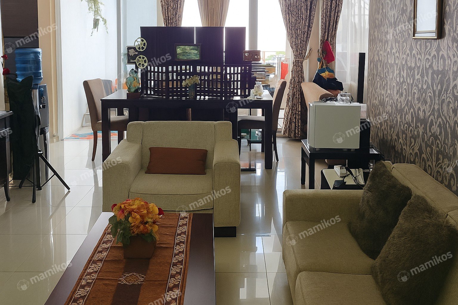 Rumah Sertifikat SHM 5 Kamar Tidur 4 Kamar Mandi Metland Menteng Jakarta Timur
