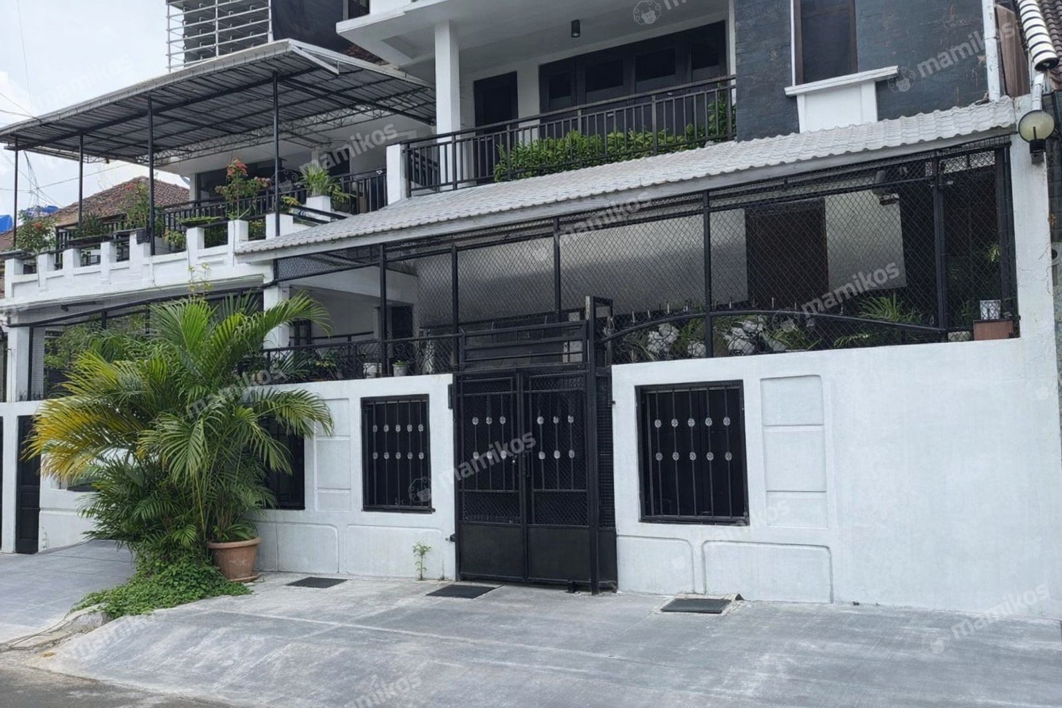 Rumah Sertifikat SHM 5 Kamar Tidur 5 Kamar Mandi Kayu Putih Jakarta Timur