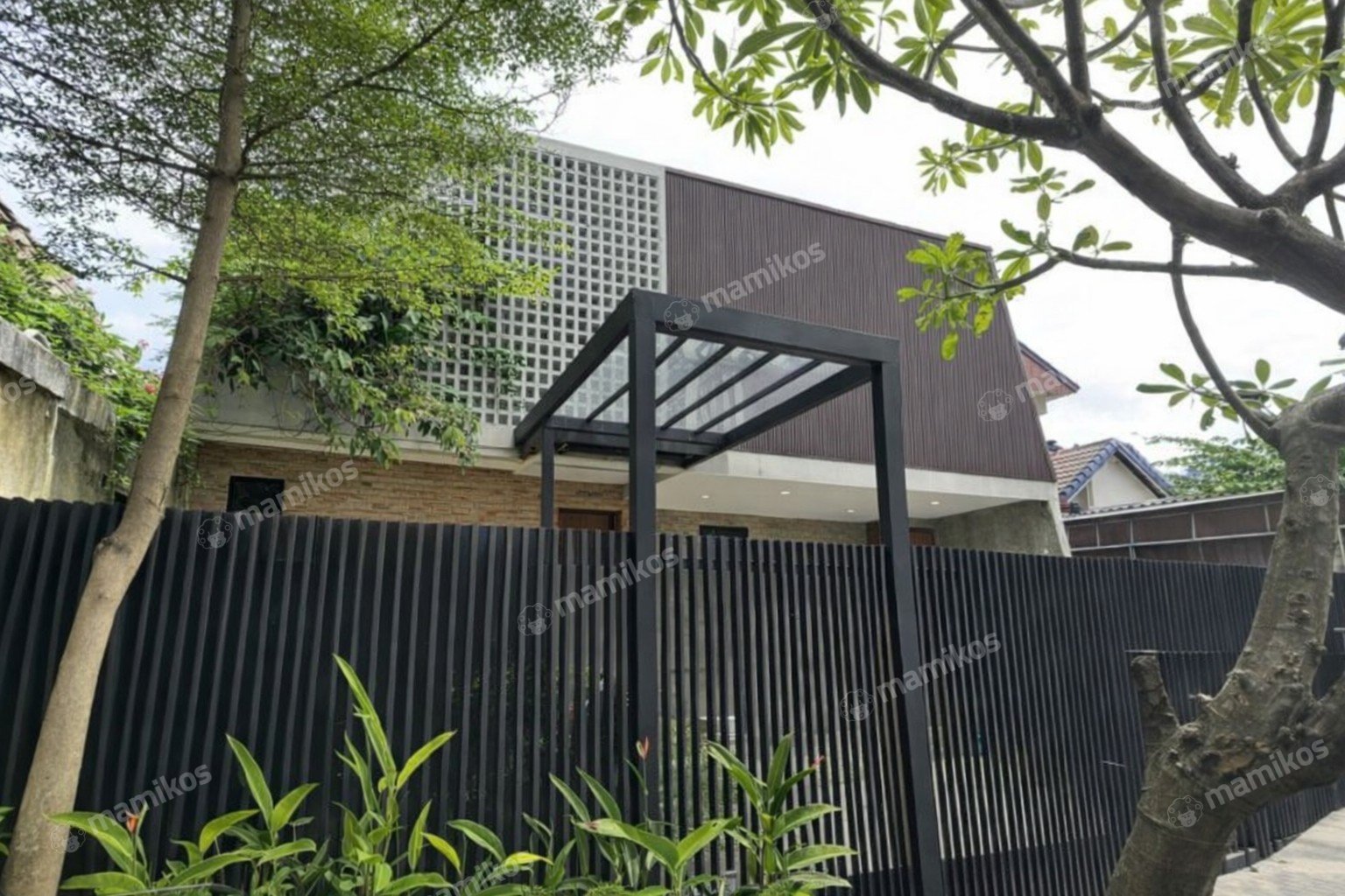Rumah Sertifikat SHM 4 Kamar Tidur 4 Kamar Mandi Lebak Bulus Jakarta Selatan