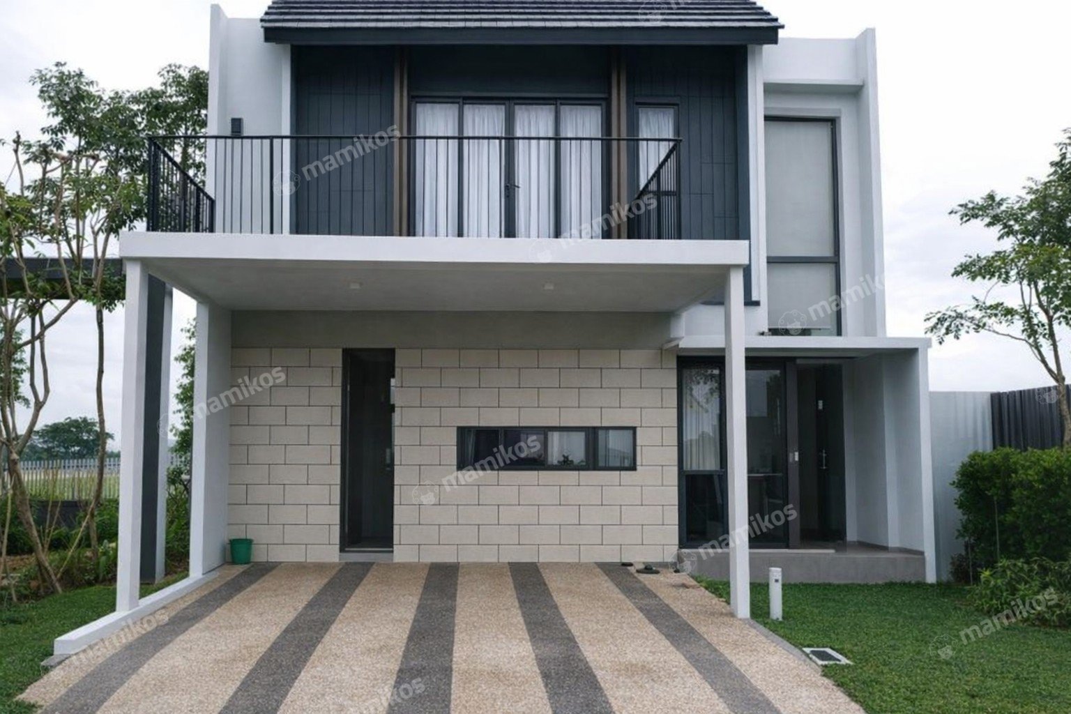 Rumah 4 Kamar Tidur 3 Kamar Mandi 2 Lantai Cakung Jakarta Timur