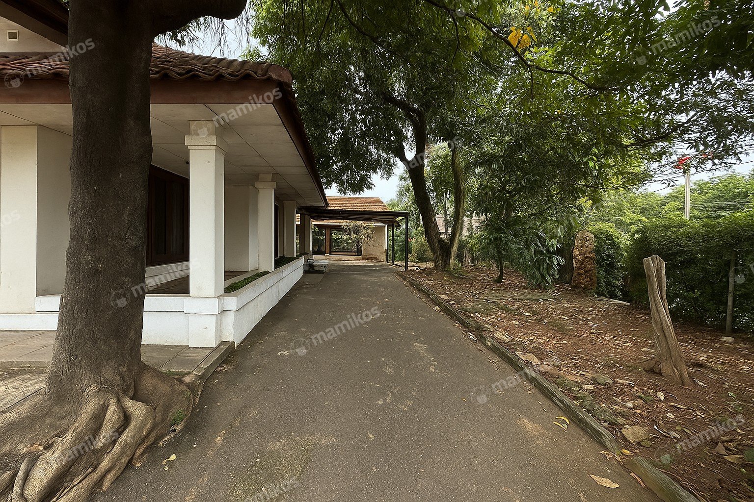 Rumah Sertifikat SHM 7 Kamar Tidur 4 Kamar Mandi Tebet Jakarta Selatan - Photo 3