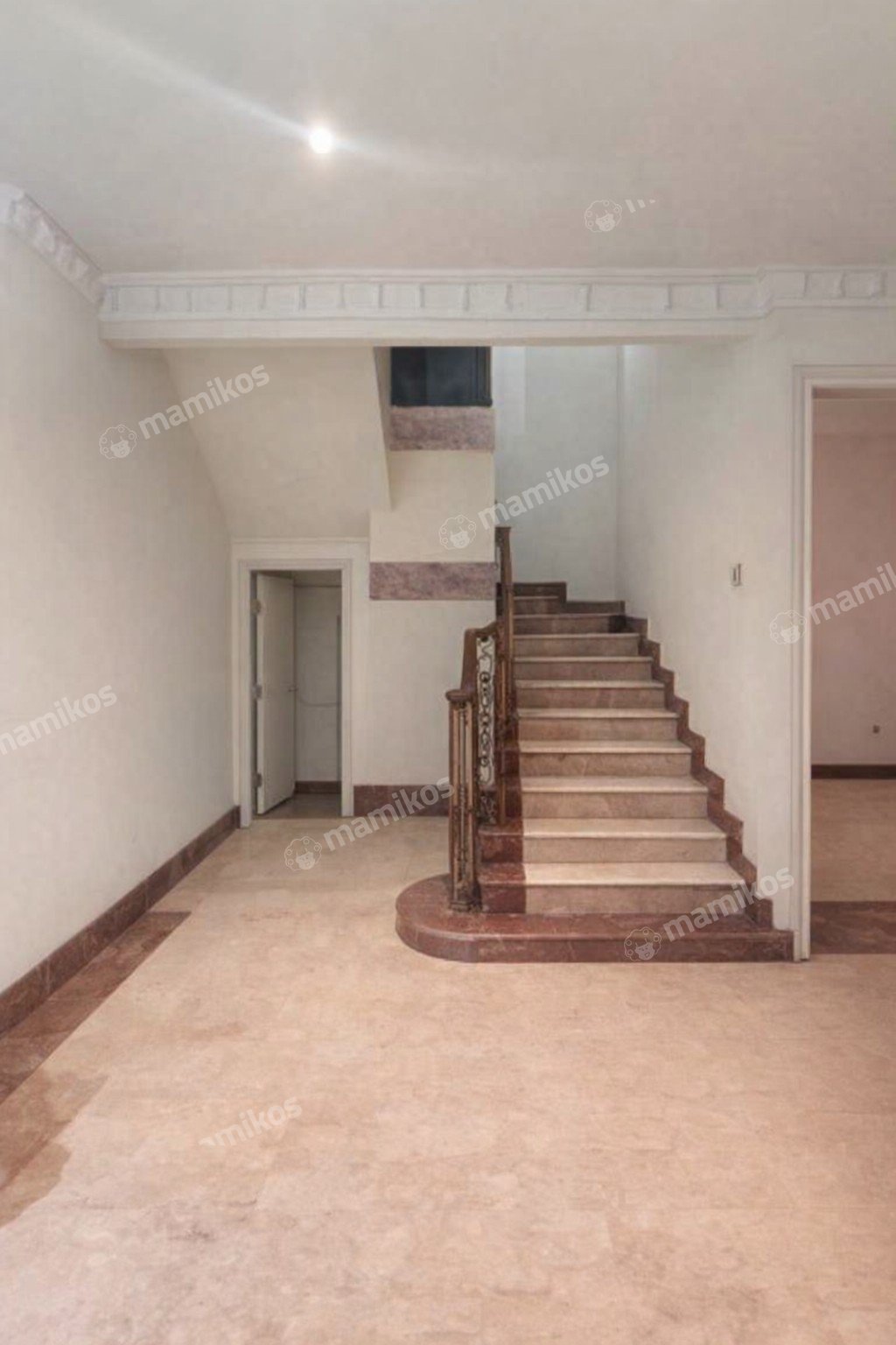Rumah Sertifikat SHM 5 Kamar Tidur 4 Kamar Mandi Sunter Jakarta Utara - Photo 5