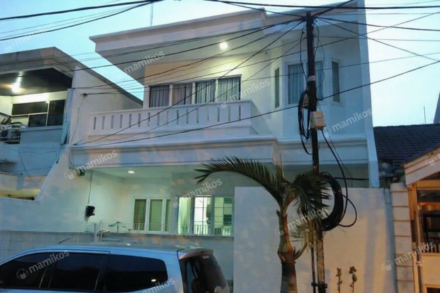Rumah Sertifikat SHM 5 Kamar Tidur 2 Kamar Mandi Sunter Jakarta Utara - Photo 2