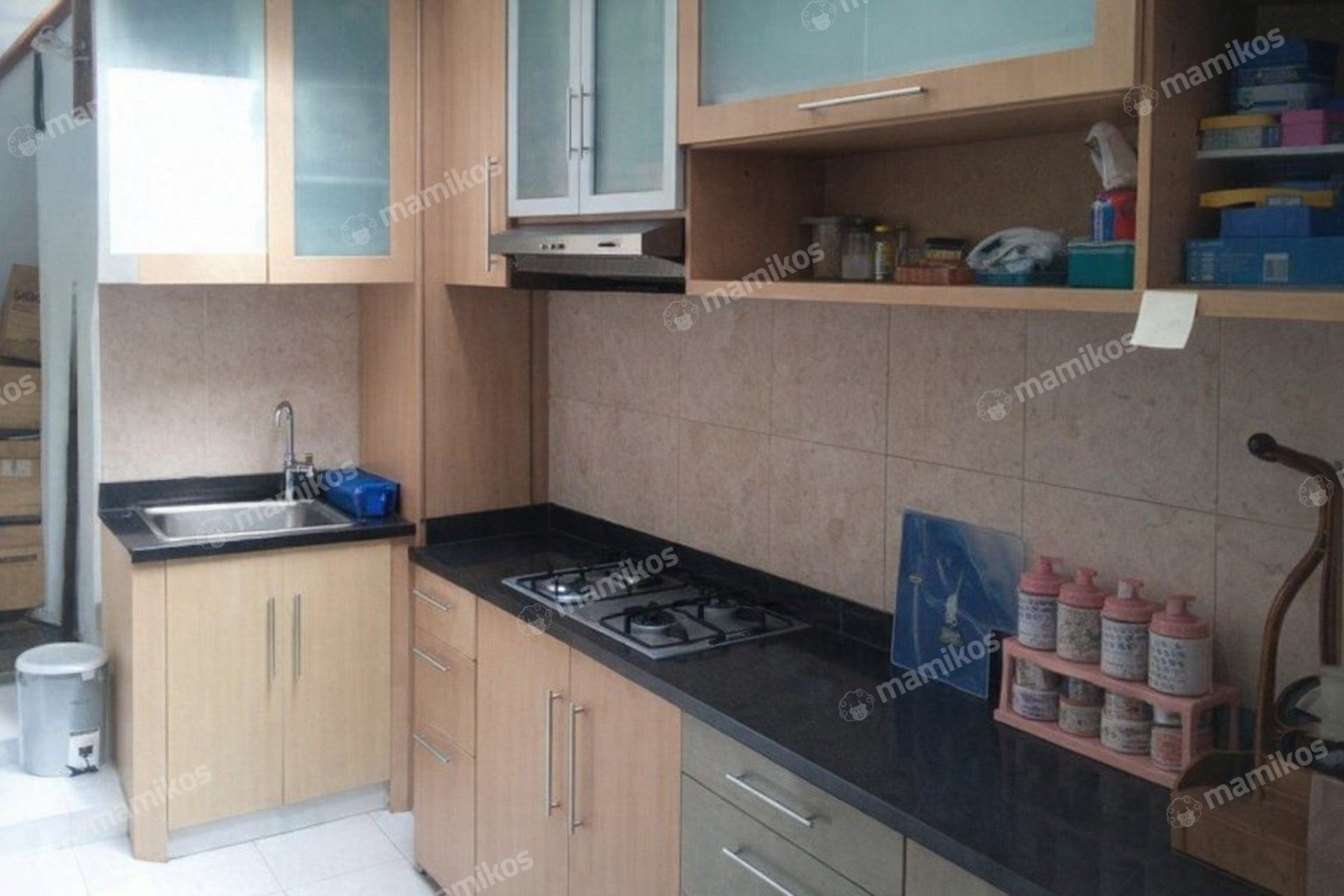 Rumah Sertifikat SHM 5 Kamar Tidur 4 Kamar Mandi Taman Palem Jakarta Barat - Photo 2