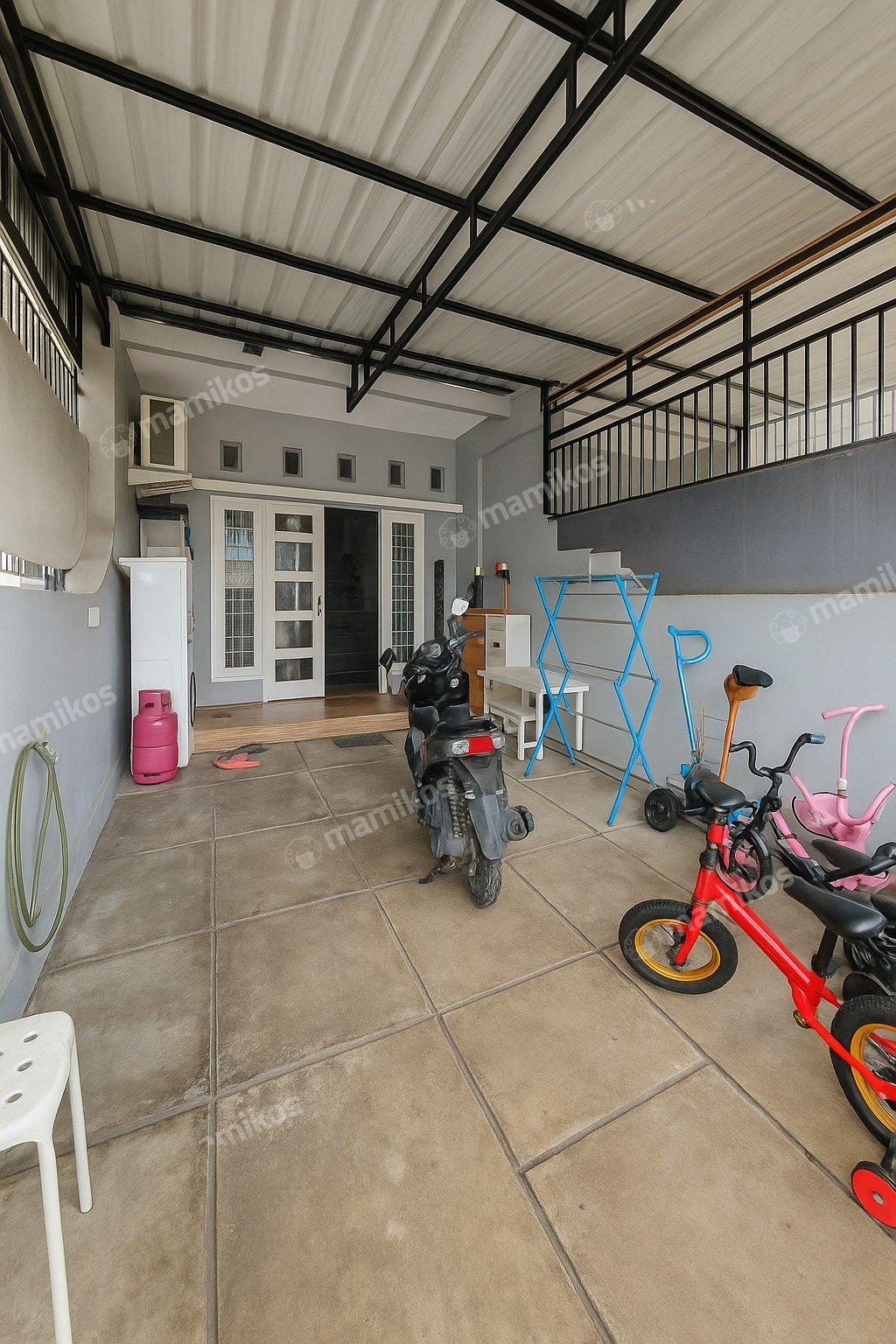Rumah Sertifikat SHM 3 Kamar Tidur 2 Kamar Mandi Taman Palem Jakarta Barat - Photo 2