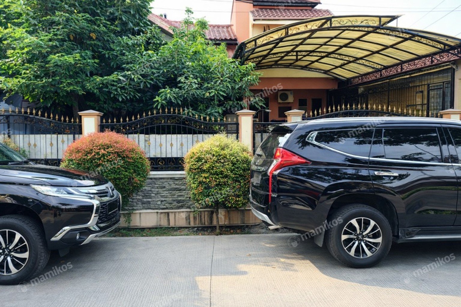 Rumah Sertifikat SHM 10 Kamar Tidur 5 Kamar Mandi Cakung Jakarta Timur