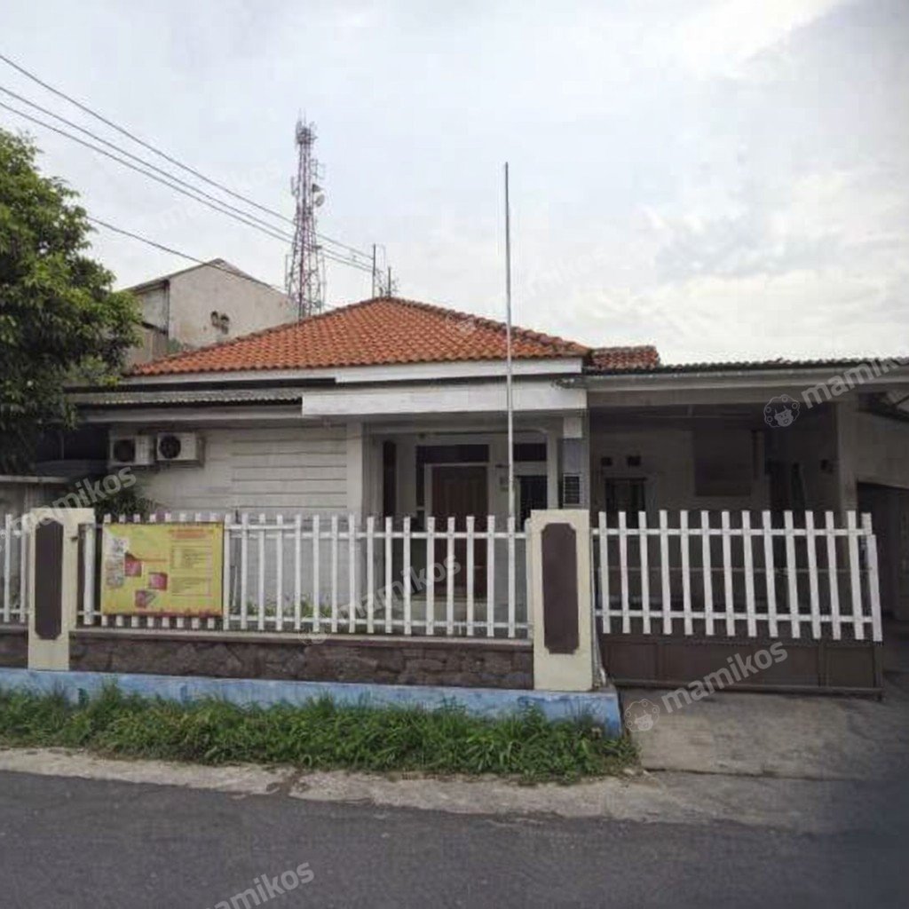 Rumah Sertifikat SHM 4 Kamar Tidur 2 Kamar Mandi Kebon Jeruk Jakarta Barat - Photo 2