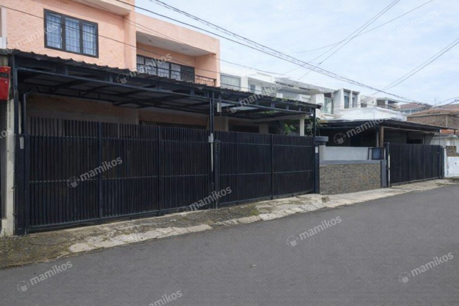 Rumah Sertifikat SHM 3 Kamar Tidur 4 Kamar Mandi Kebayoran Baru Jakarta Selatan - Photo 2