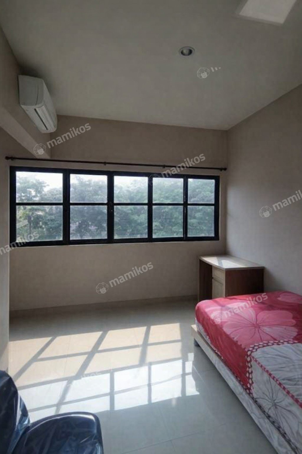 Rumah Sertifikat SHM 19 Kamar Tidur 13 Kamar Mandi Cakung Jakarta Timur - Photo 4