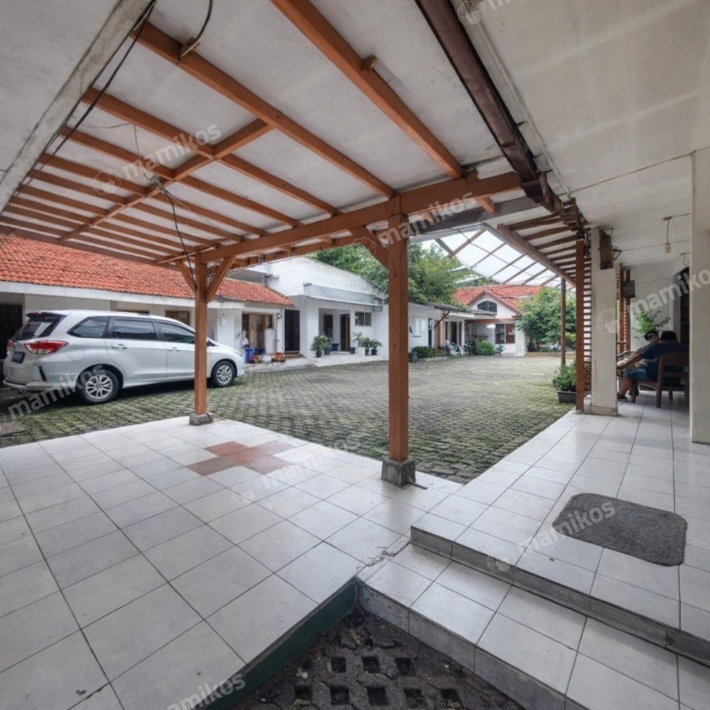 Rumah Sertifikat SHM 6 Kamar Tidur 3 Kamar Mandi Menteng Dalam Jakarta Selatan - Photo 5