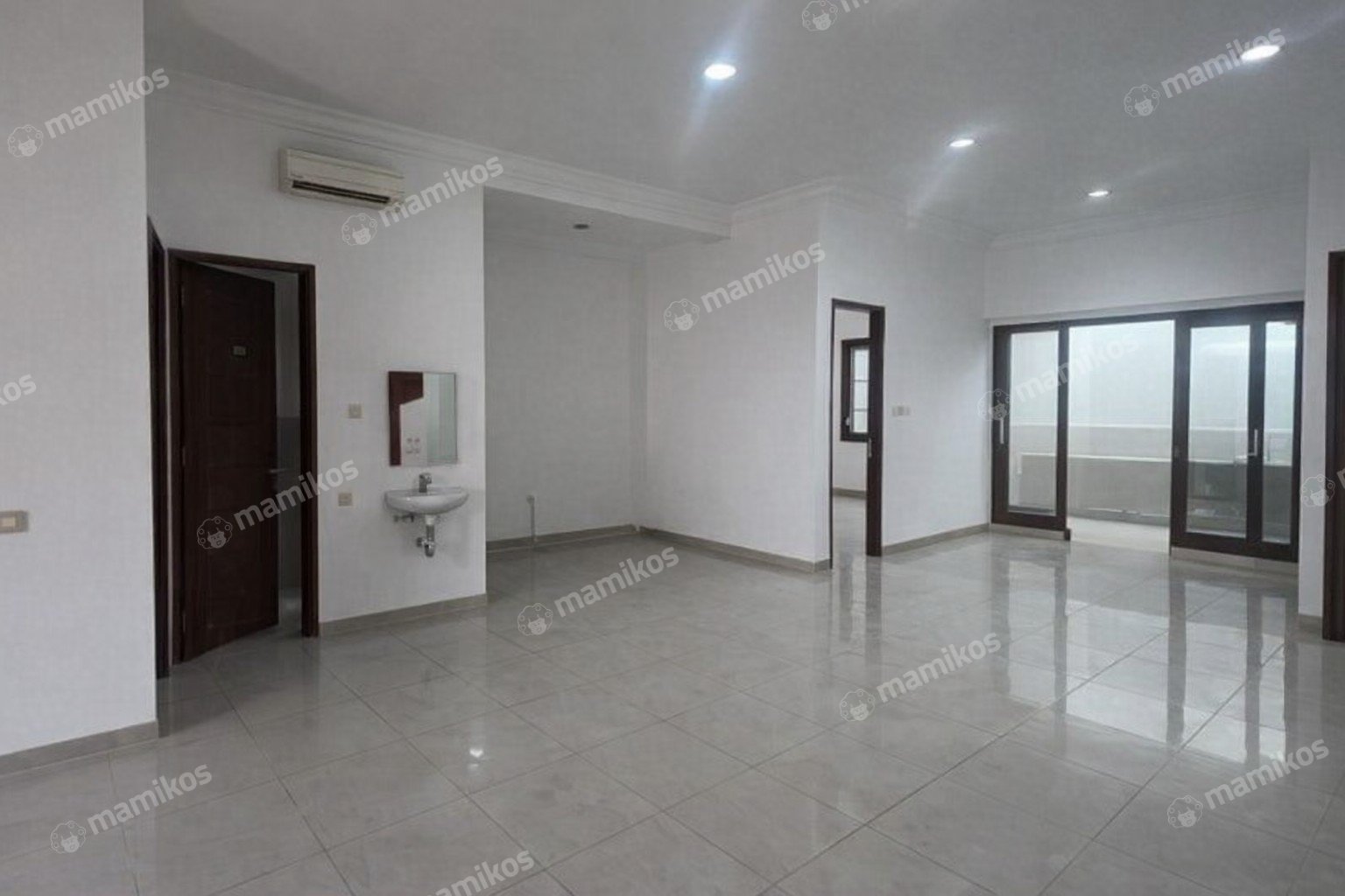 Rumah Sertifikat SHM 3 Kamar Tidur 2 Kamar Mandi Meruya Jakarta Barat