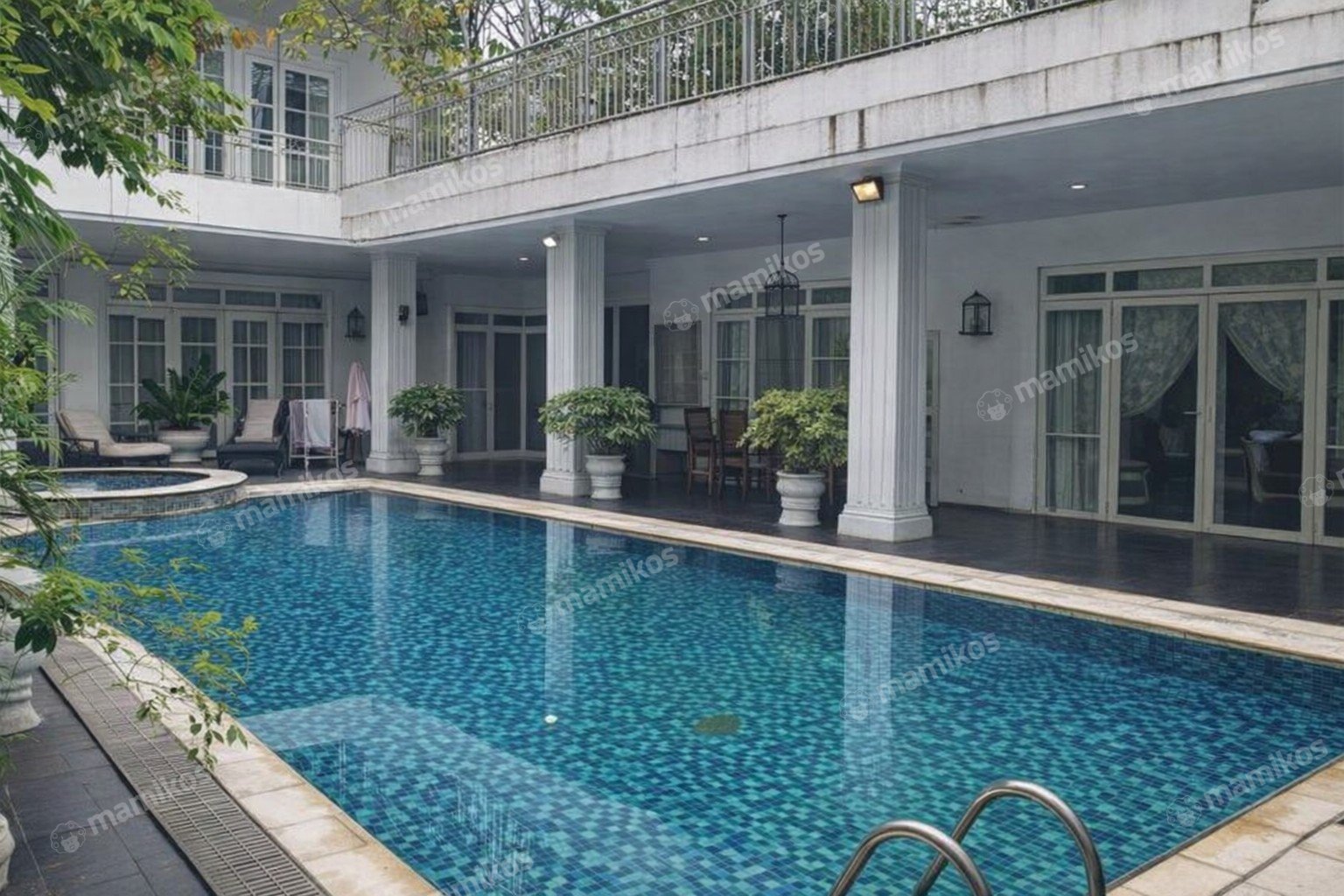 Rumah Sertifikat SHM 8 Kamar Tidur 5 Kamar Mandi Kebayoran Baru Jakarta Selatan