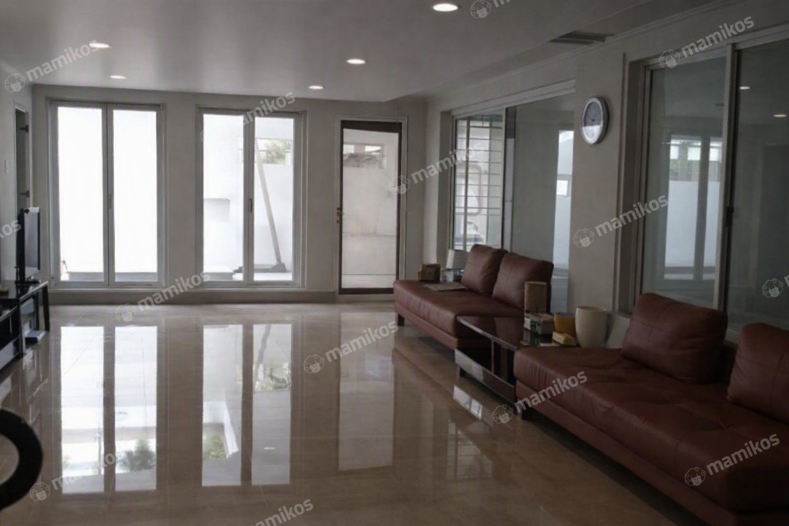 Rumah Baru Sertifikat SHM 5 Kamar Tidur Pluit Jakarta Utara - Photo 2