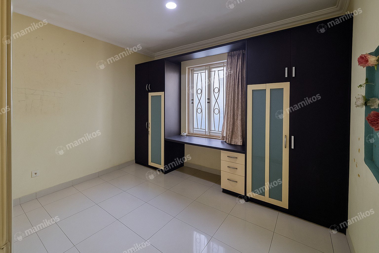 Rumah Sertifikat SHM 3 Kamar Tidur 3 Kamar Mandi Pantai Indah Kapuk Jakarta Utara