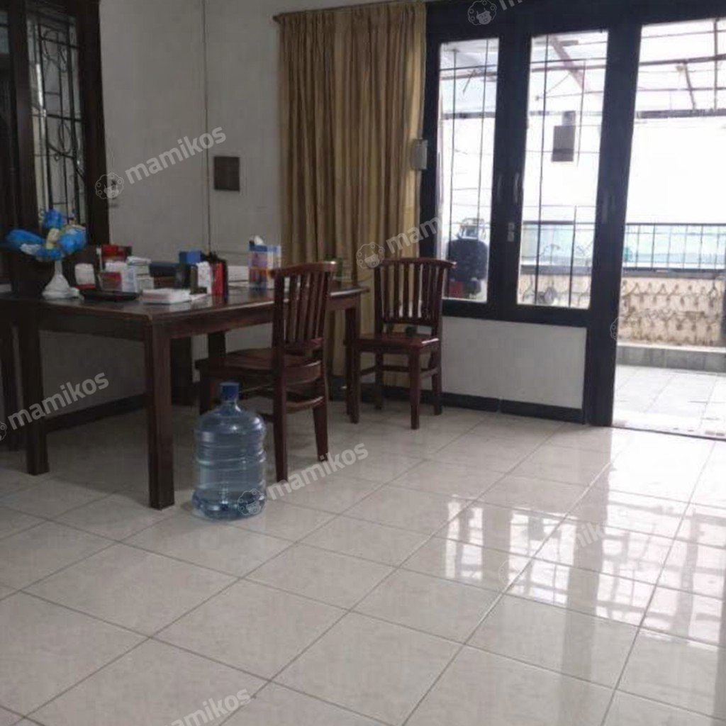 Rumah Sertifikat SHM 11 Kamar Tidur 2 Kamar Mandi Grogol Jakarta Barat - Photo 3