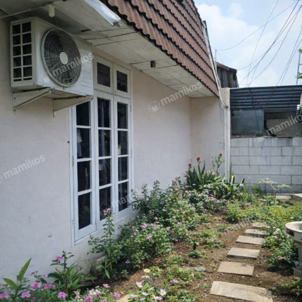 Rumah Sertifikat SHM 2 Kamar Tidur 1 Kamar Mandi Pondok Kelapa Jakarta Timur - Photo 3