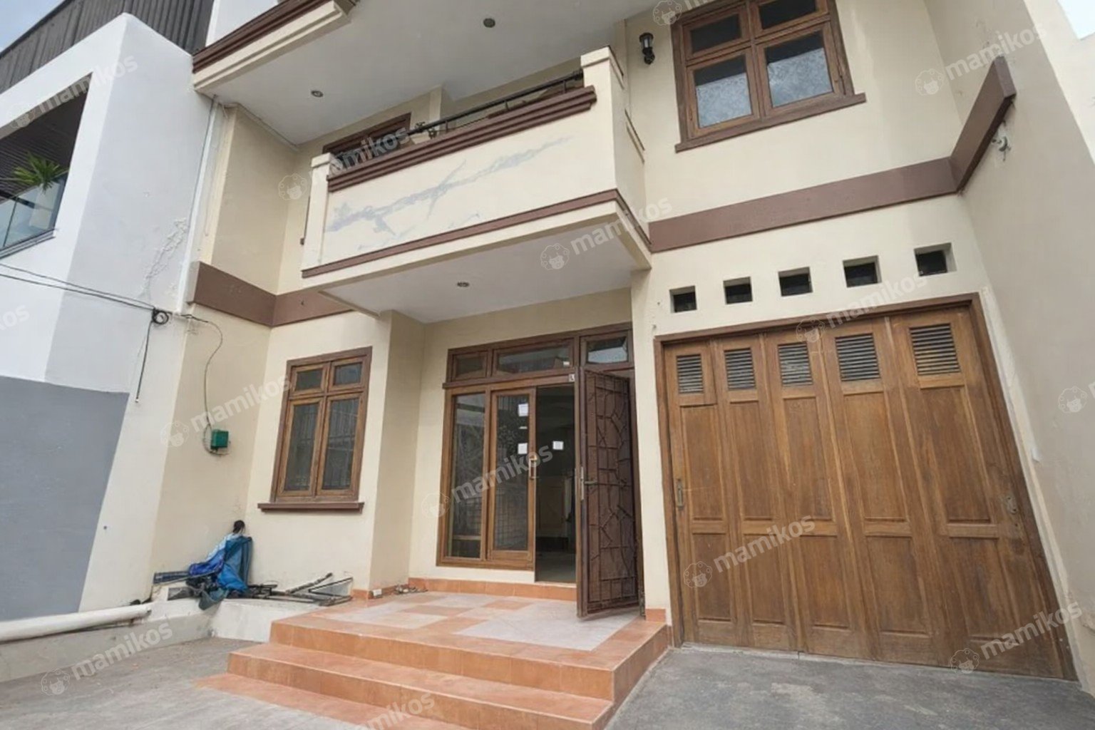 Rumah Sertifikat SHM 5 Kamar Tidur 3 Kamar Mandi Sunter Jakarta Utara