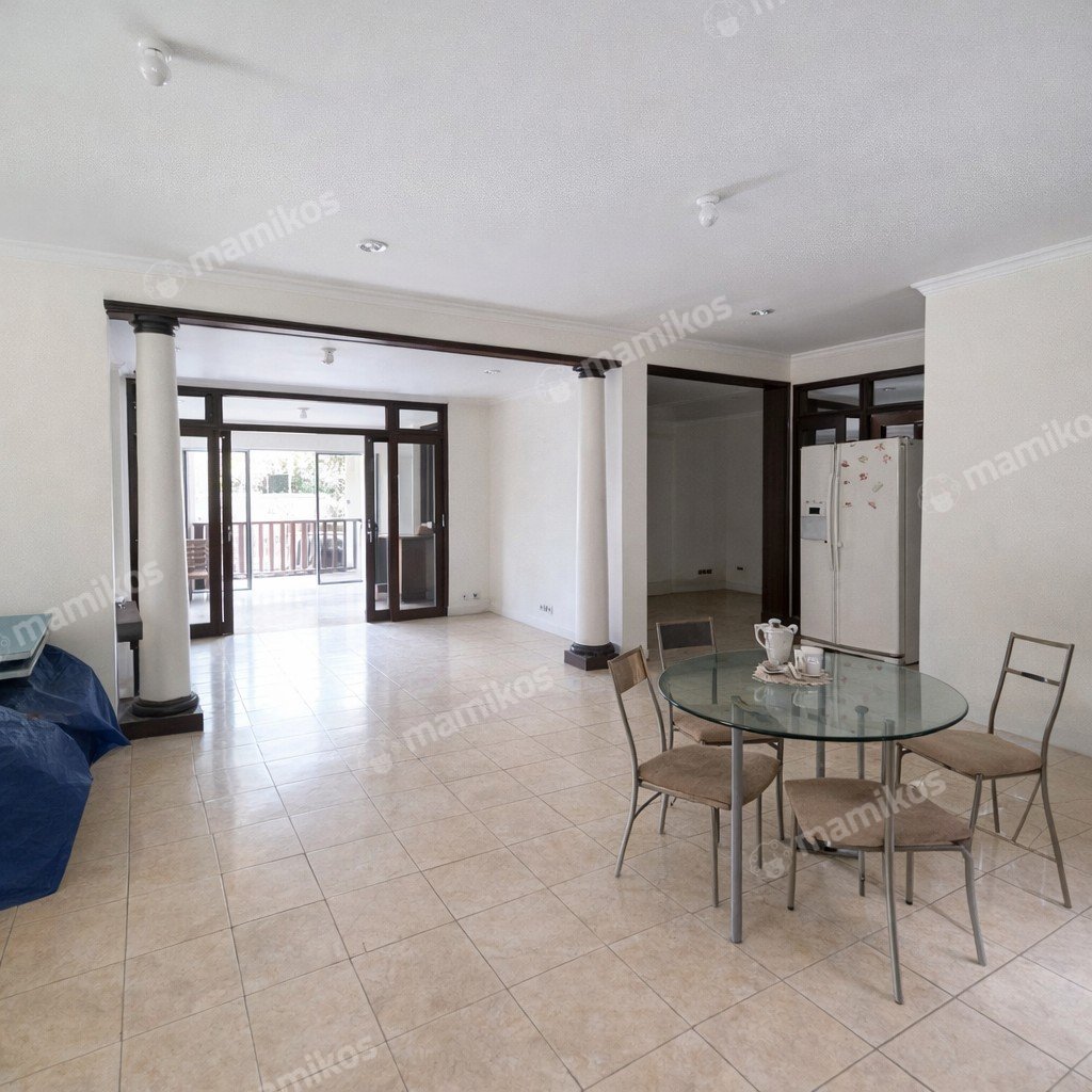 Rumah Sertifikat SHM 4 Kamar Tidur 4 Kamar Mandi Pondok Indah Jakarta Selatan - Photo 2
