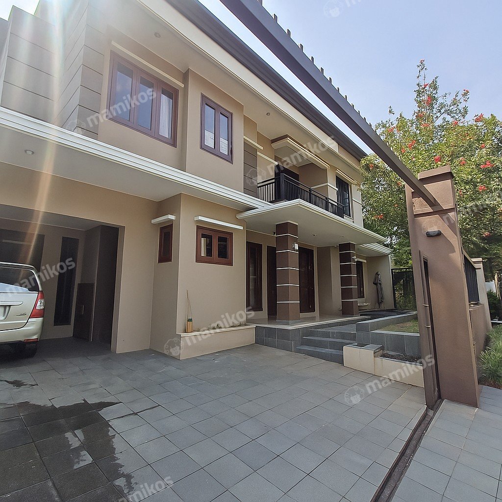 Rumah Sertifikat SHM 4 Kamar Tidur 4 Kamar Mandi Pondok Indah Jakarta Selatan - Photo 5