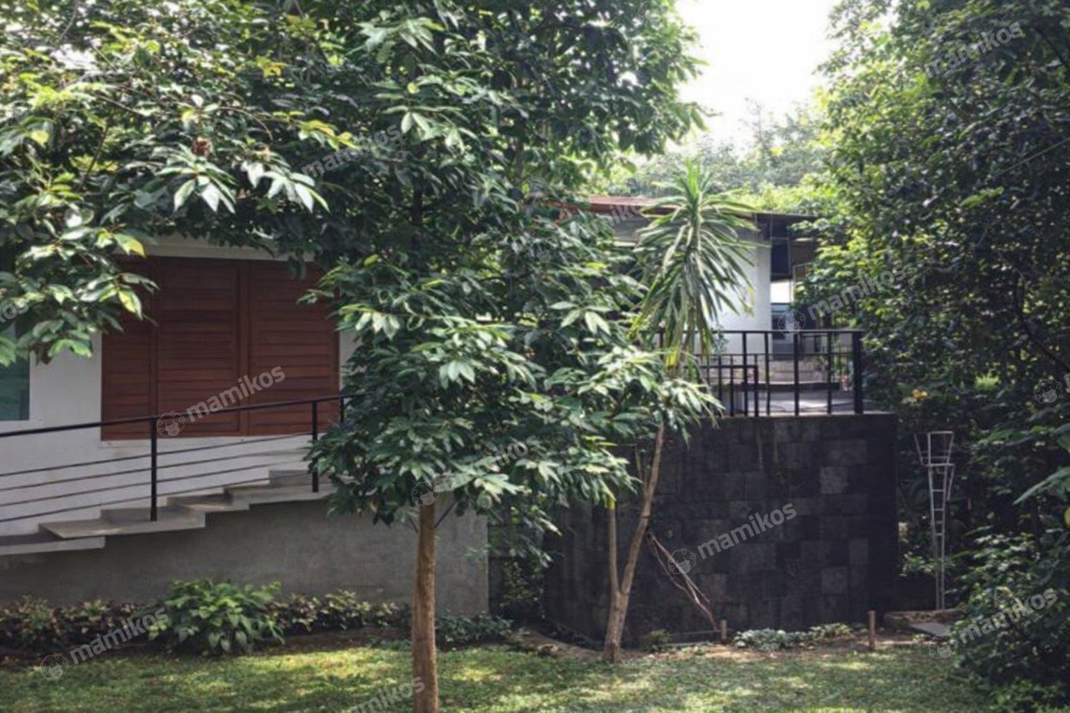 Rumah Sertifikat SHM 5 Kamar Tidur 4 Kamar Mandi Kebayoran Baru Jakarta Selatan - Photo 3