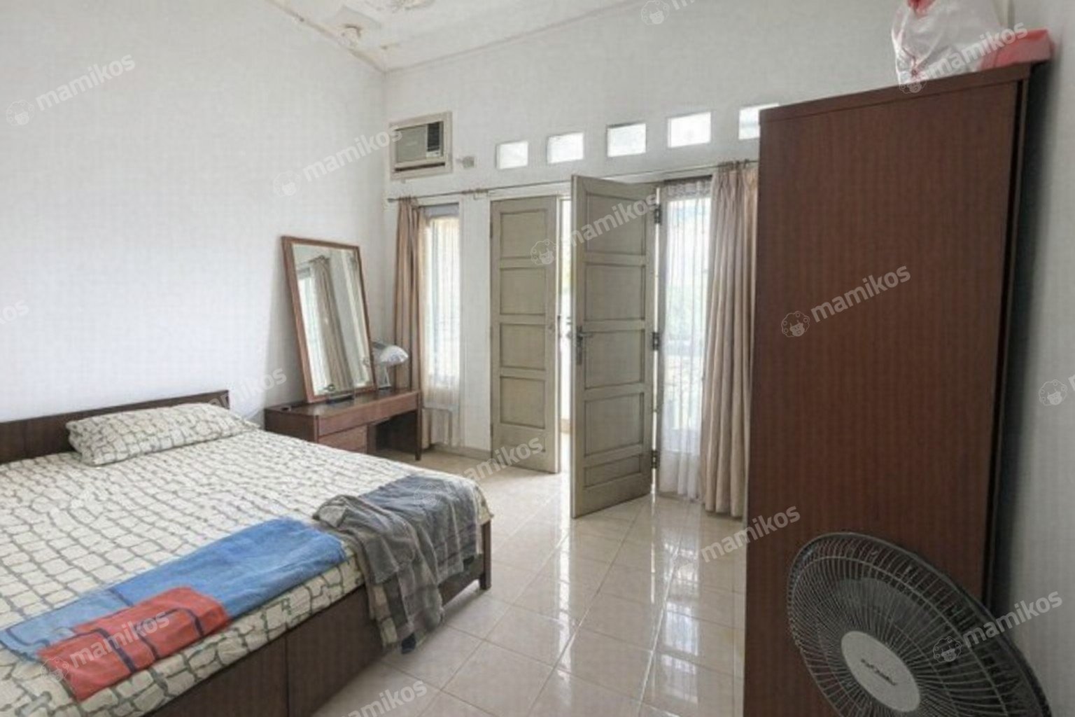 Rumah Sertifikat SHM 3 Kamar Tidur 3 Kamar Mandi Tebet Jakarta Selatan - Photo 2
