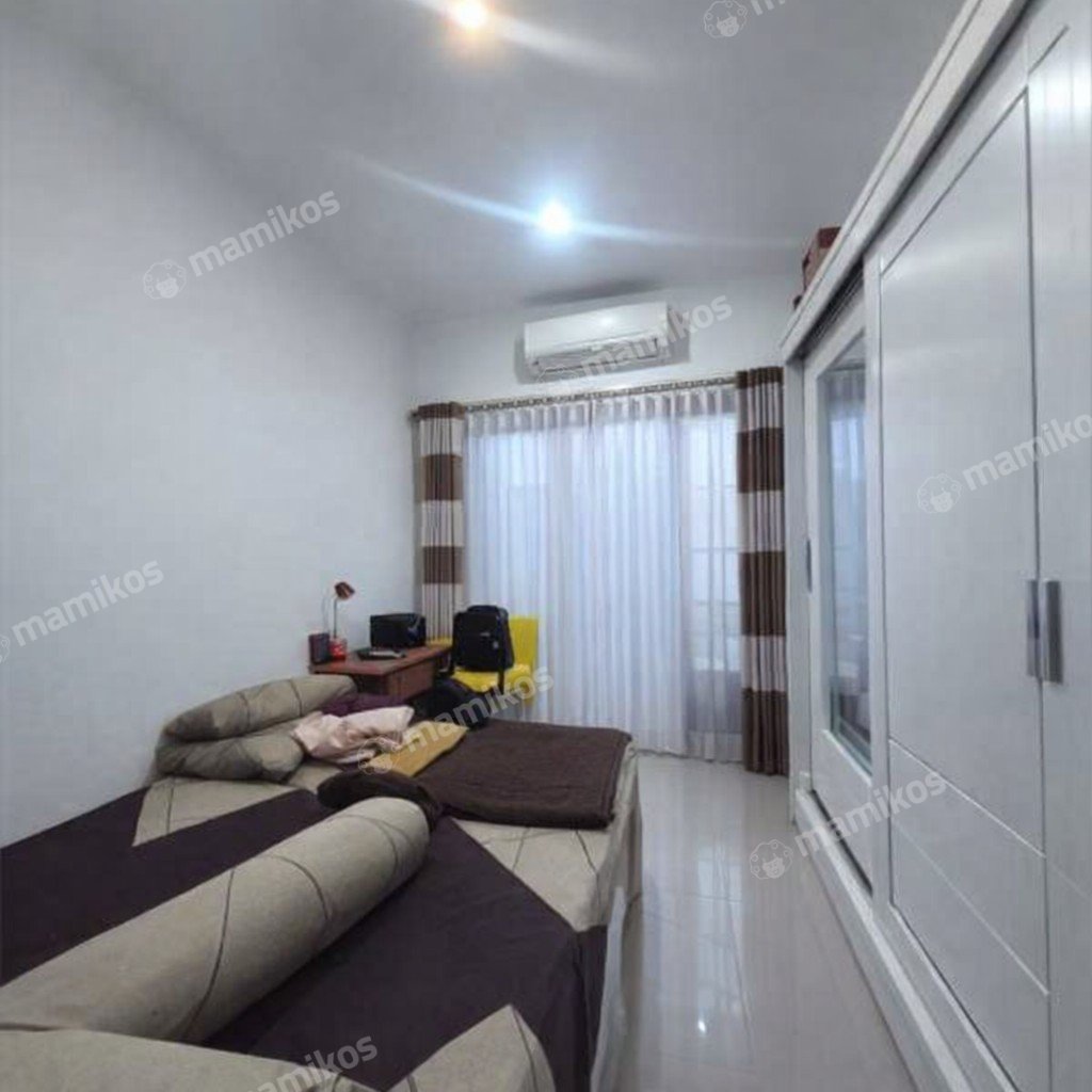 Rumah Sertifikat SHM 3 Kamar Tidur 2 Kamar Mandi Pondok Kelapa Jakarta Timur - Photo 2