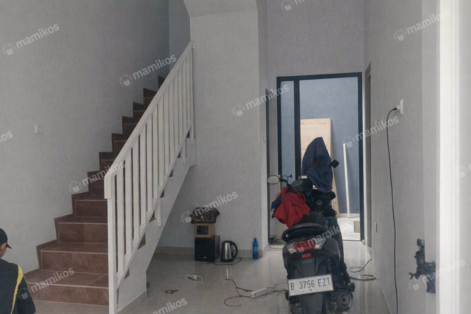 Rumah Sertifikat SHM 3 Kamar Tidur 2 Kamar Mandi Cipayung Jakarta Timur