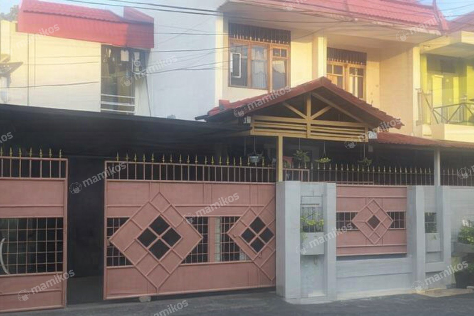 Rumah Sertifikat SHM 5 Kamar Tidur 2 Kamar Mandi Kembangan Jakarta Barat