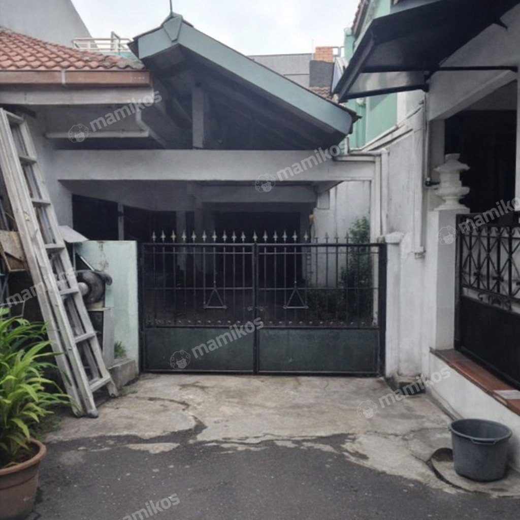 Rumah Sertifikat SHM 4 Kamar Tidur 2 Kamar Mandi Tomang Jakarta Barat