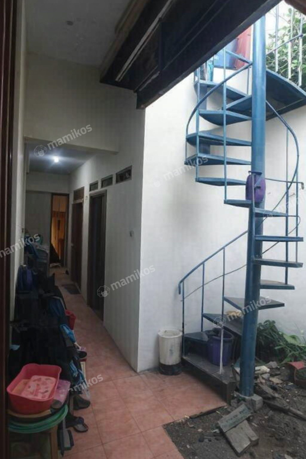 Rumah Sertifikat SHM 4 Kamar Tidur 2 Kamar Mandi Tomang Jakarta Barat - Photo 5