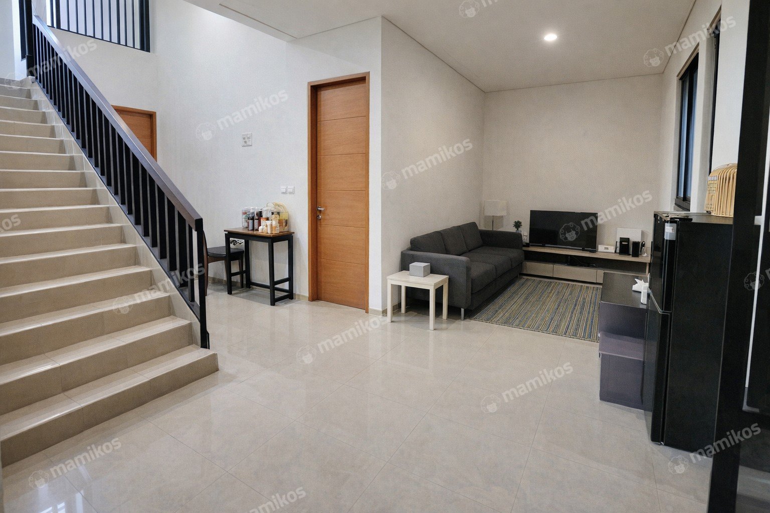 Rumah Sertifikat SHM 3 Kamar Tidur 4 Kamar Mandi Cirendeu Jakarta Selatan - Photo 4