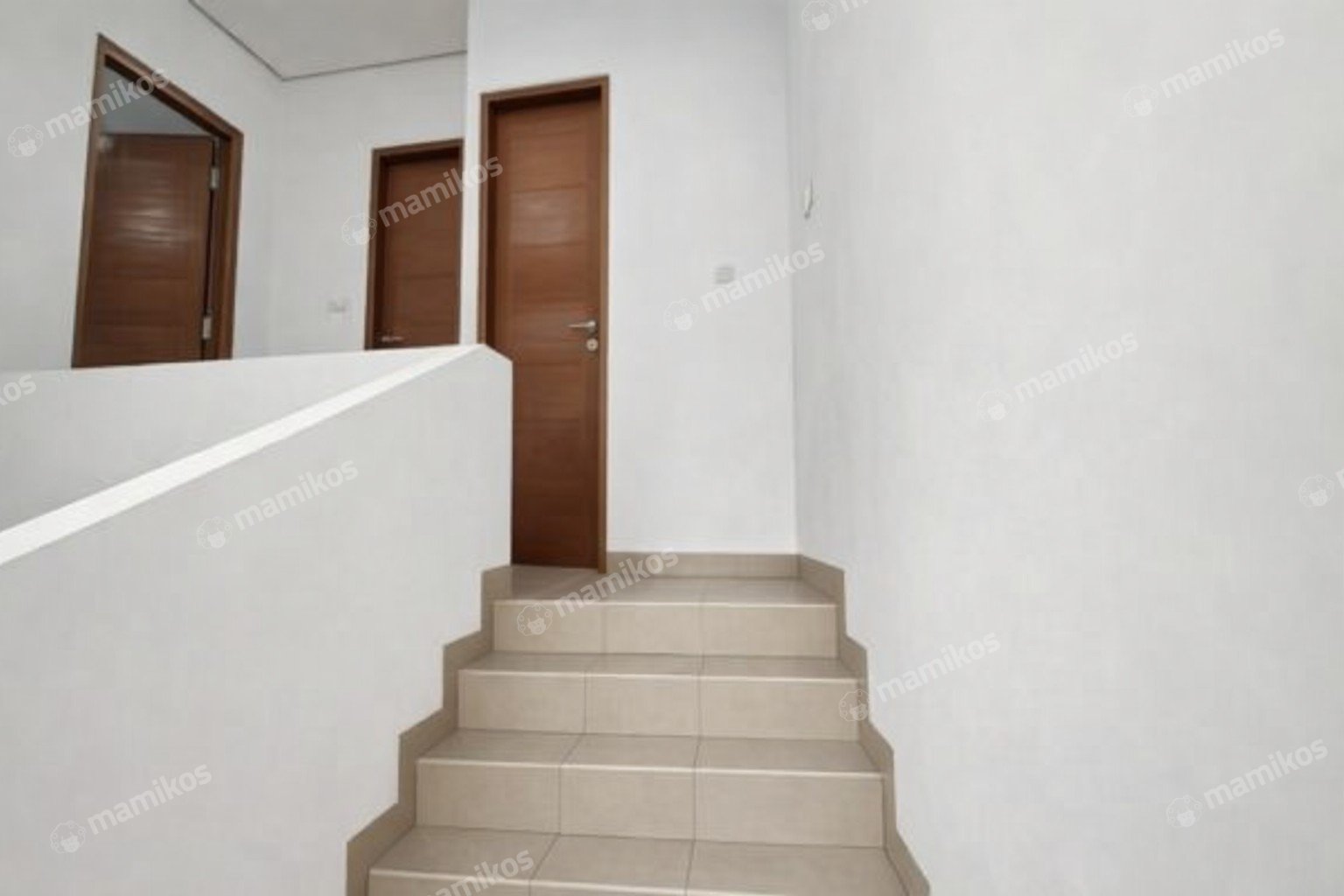 Rumah Sertifikat SHM 3 Kamar Tidur 4 Kamar Mandi Cirendeu Jakarta Selatan - Photo 5