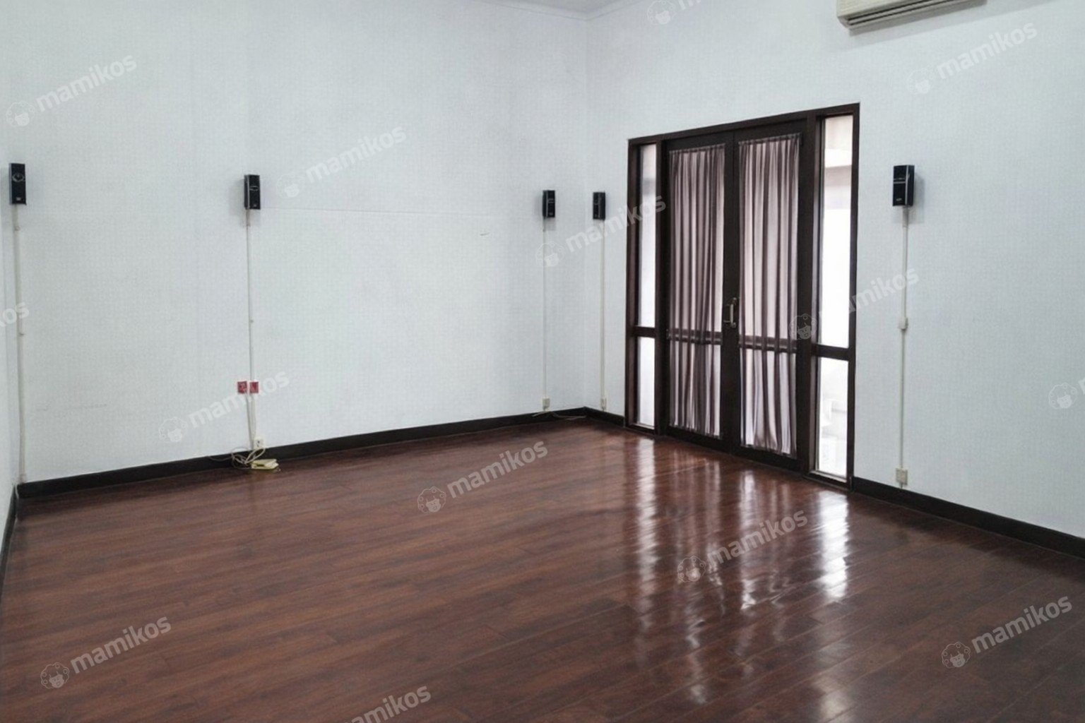 Rumah Sertifikat SHM 6 Kamar Tidur 3 Kamar Mandi Kelapa Gading Jakarta Utara - Photo 5