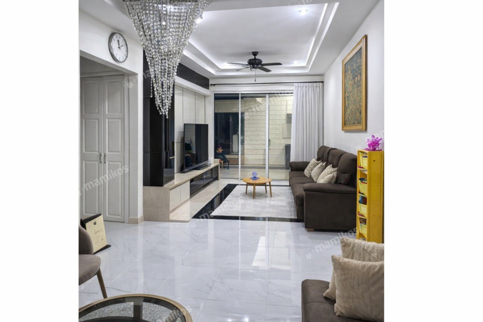Rumah Sertifikat SHM 4 Kamar Tidur 4 Kamar Mandi Legenda Wisata Jakarta Timur - Photo 4