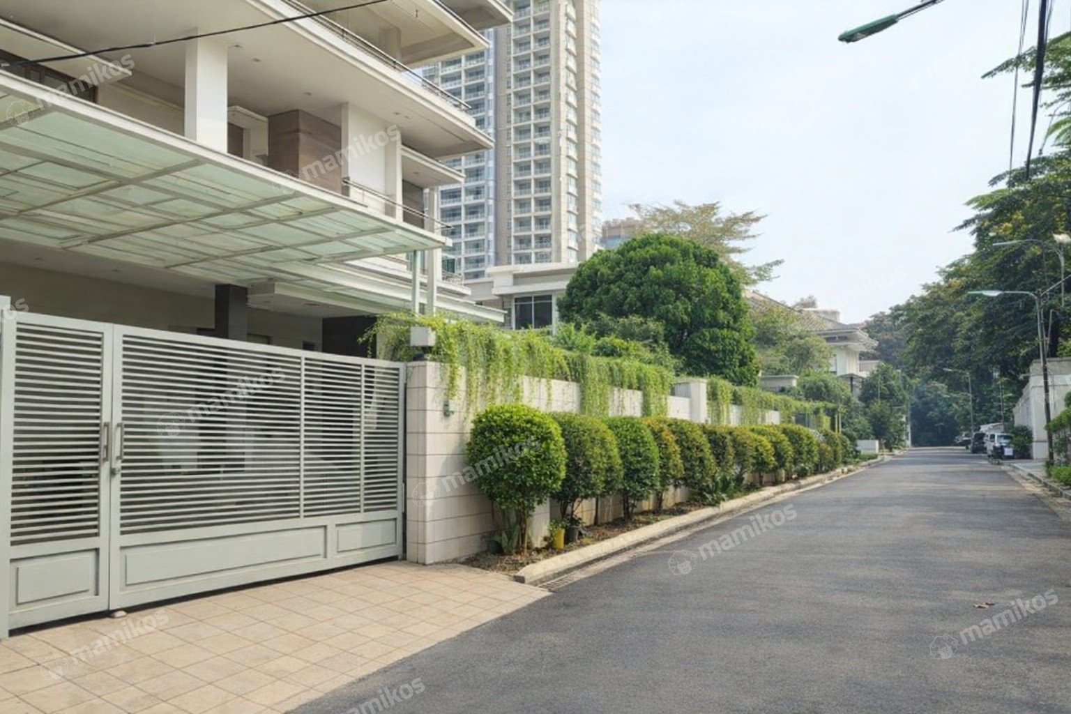 Rumah Sertifikat SHM 4 Kamar Tidur 3 Kamar Mandi Tanjung Duren Selatan Jakarta Barat - Photo 4