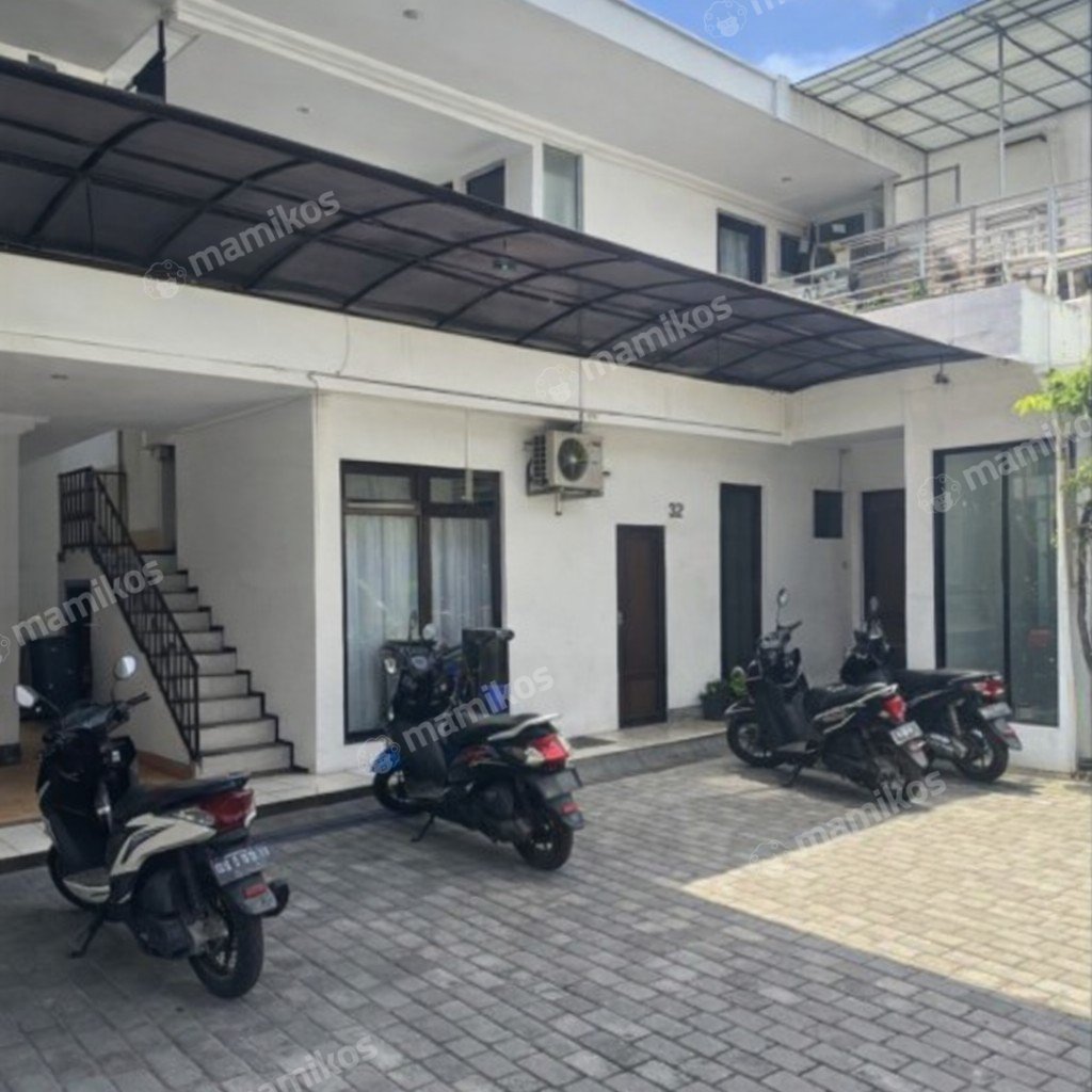 Rumah Sertifikat SHM 8 Kamar Tidur 8 Kamar Mandi Joglo Jakarta Barat - Photo 3