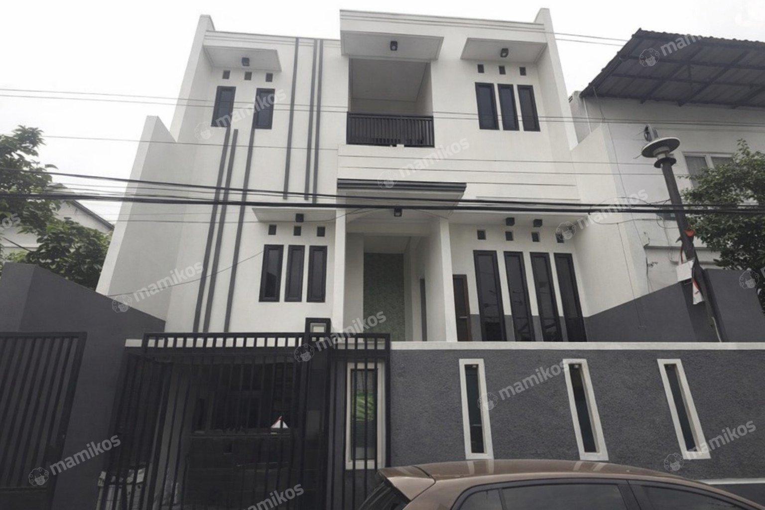 Rumah Sertifikat SHM 5 Kamar Tidur 3 Kamar Mandi Tanah Kusir Jakarta Selatan