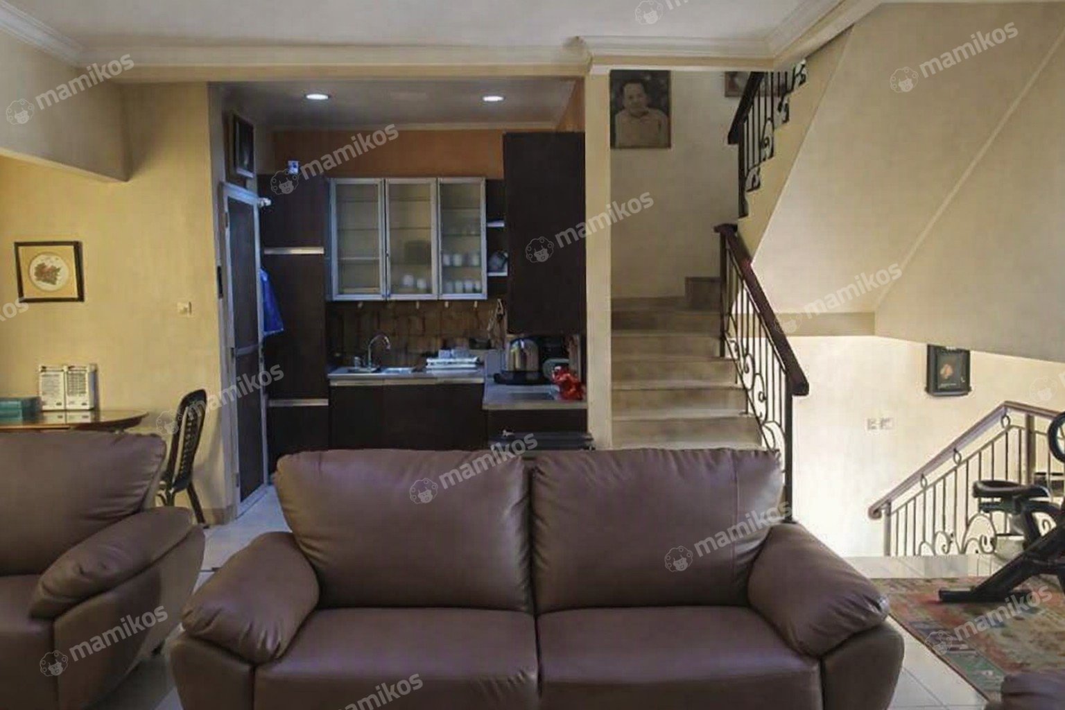 Rumah Sertifikat SHM 4 Kamar Tidur 4 Kamar Mandi Pantai Indah Kapuk Jakarta Utara