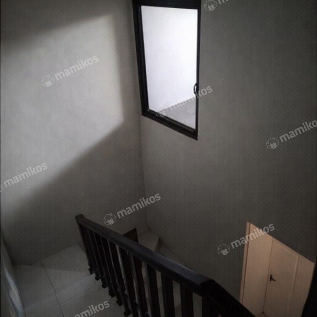 Rumah Sertifikat SHM 4 Kamar Tidur 4 Kamar Mandi Cibubur Jakarta Timur - Photo 4
