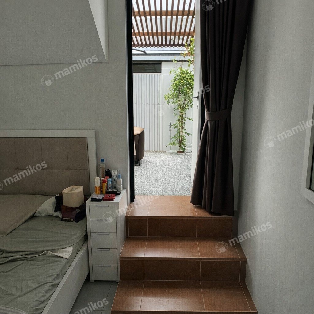 Rumah Sertifikat PPJB 4 Kamar Tidur 4 Kamar Mandi Kota Wisata Jakarta Timur - Photo 2