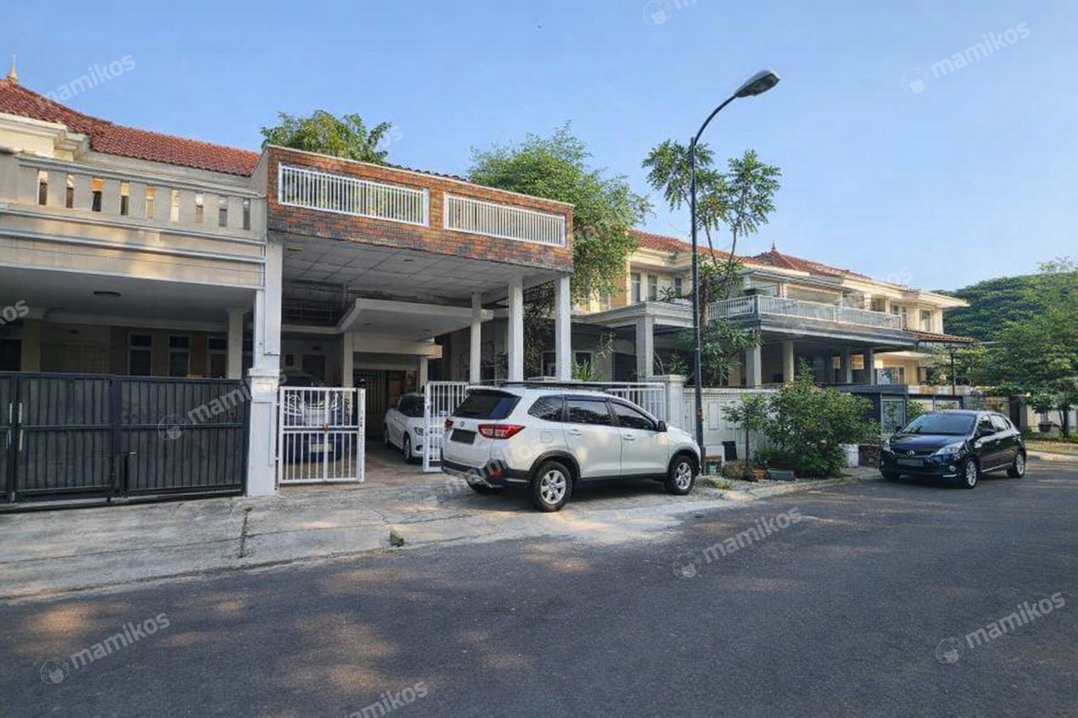 Rumah Sertifikat SHM 7 Kamar Tidur 5 Kamar Mandi Cakung Jakarta Timur