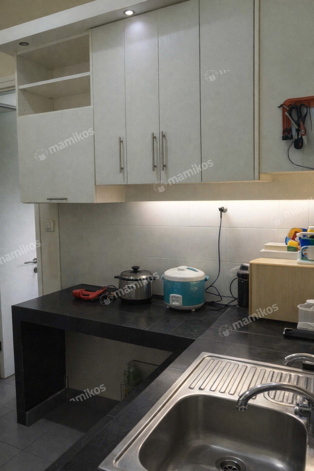 Rumah Sertifikat SHM 4 Kamar Tidur 3 Kamar Mandi Green Lake City Jakarta Barat - Photo 2